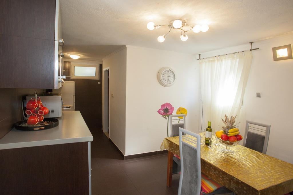 Apartment Welcome Split Eksteriør billede