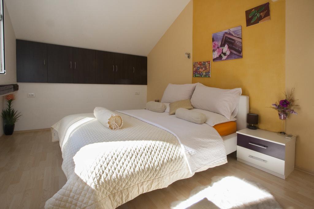 Apartment Welcome Split Eksteriør billede