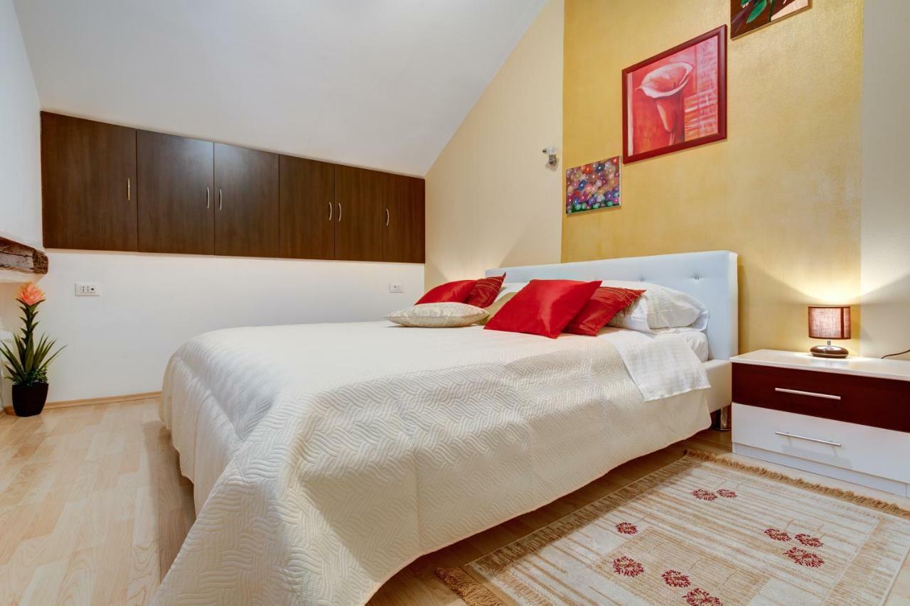 Apartment Welcome Split Eksteriør billede